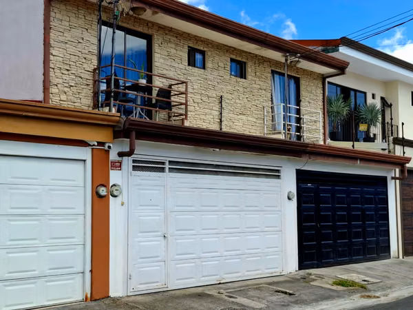 Casa en Residencial en Tres Ríos