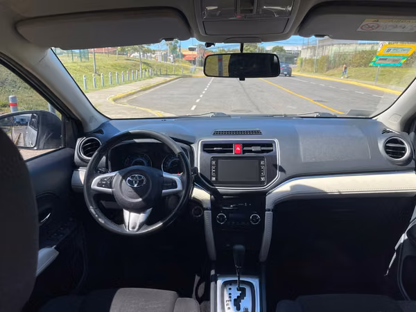 TOYOTA RUSH S 2022