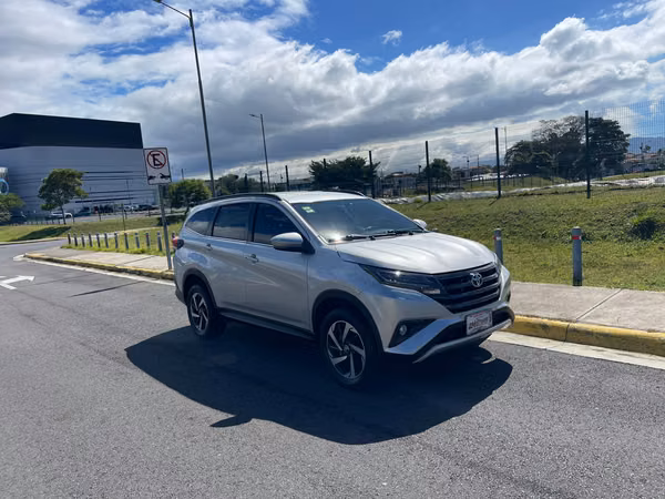 TOYOTA RUSH S 2022