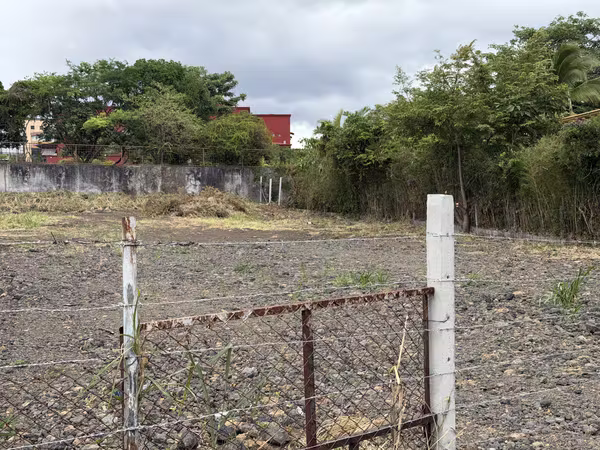 RENTA DE LOTE USO COMERCIAL ESCAZU PRECIO $2300