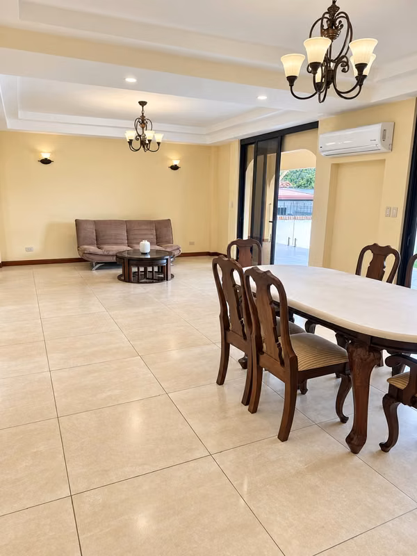 Alquiler Penthouse en Heredia Cariari | Totalmente amueblado Vista al Golf y 2 Terrazas