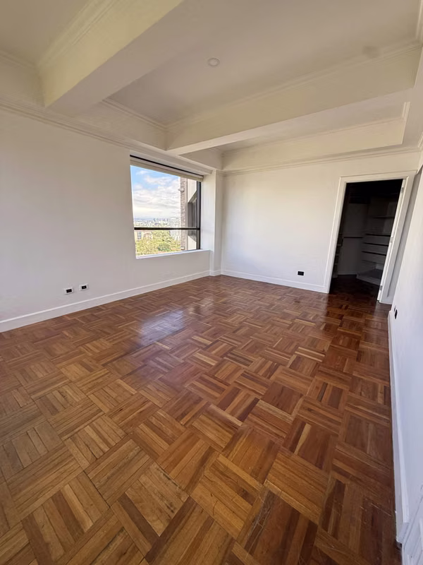 Apartamento grande con Vista por La Paco Escazú