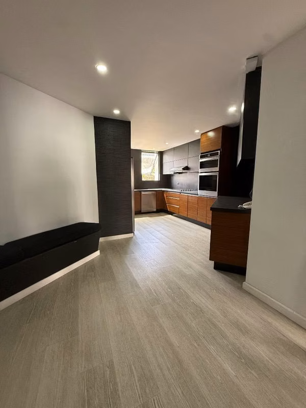 Apartamento grande con Vista por La Paco Escazú