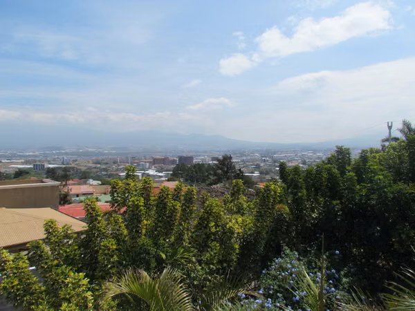 Alquiler, Casa Contemporanea En Escazu, 4H, 4B, Jaccuzzi, Vista Panoramica 22048