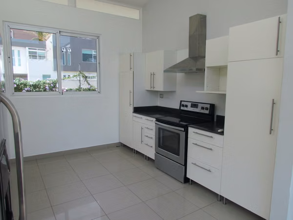 Alquiler, Casa Contemporanea En Escazu, 4H, 4B, Jaccuzzi, Vista Panoramica 22048