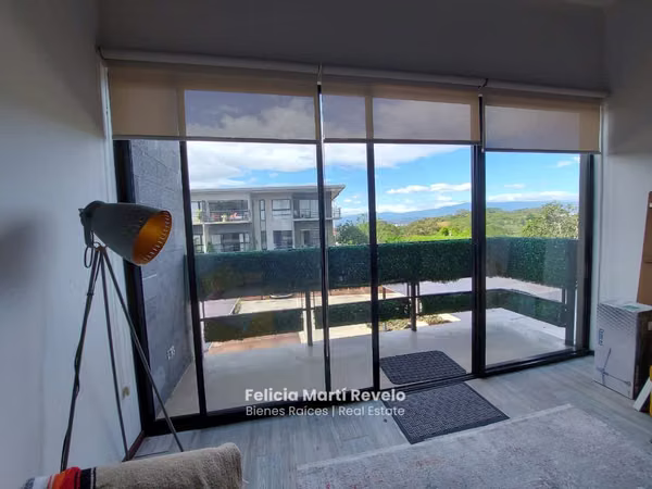 VENTA Apartamento esquinero en Brasil de Mora $205,000