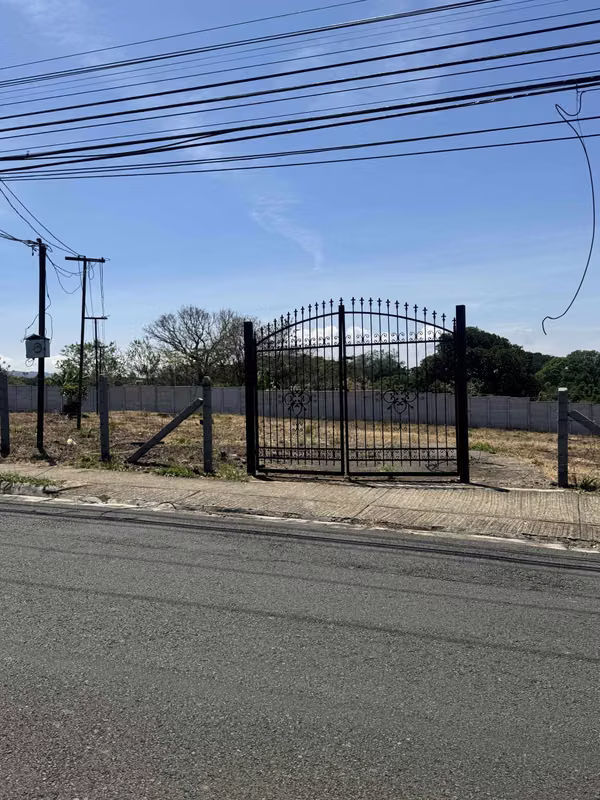 Venta de Lote para Desarrollo o Comercio en Alajuela
