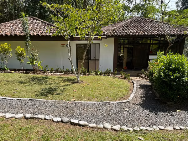 Se renta hermosa propiedad residencial en San Mateo Orotina