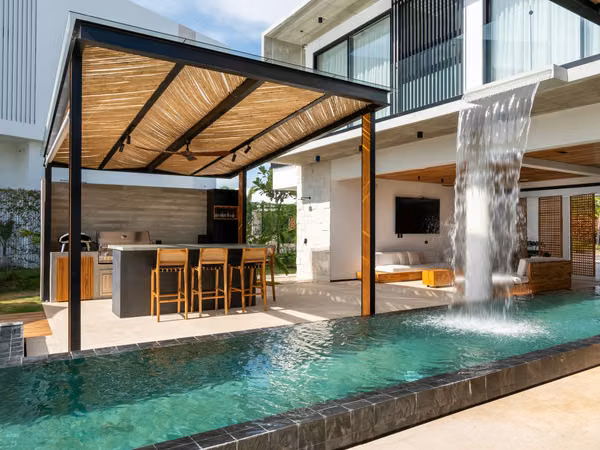 Casa en venta en Valle del Sol | Piscina y 770 m²