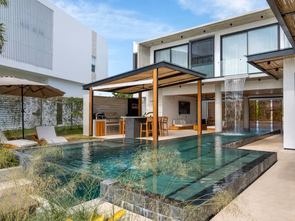 Casa en venta en Valle del Sol | Piscina y 770 m²