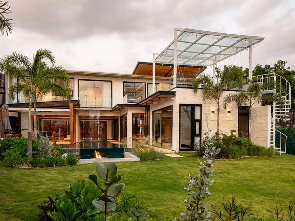 Casa en venta en Valle del Sol | Piscina y 770 m²