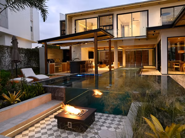 Casa en venta en Valle del Sol | Piscina y 770 m²