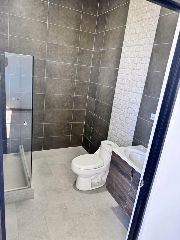 ALQUILO MODERNA CASA PARA ESTRENAR SAN PEDRO DE BARBA