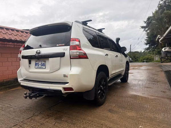 2015 Toyota Prado