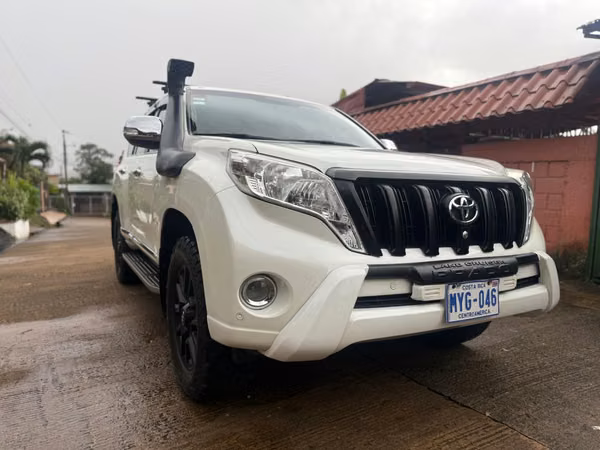 2015 Toyota Prado