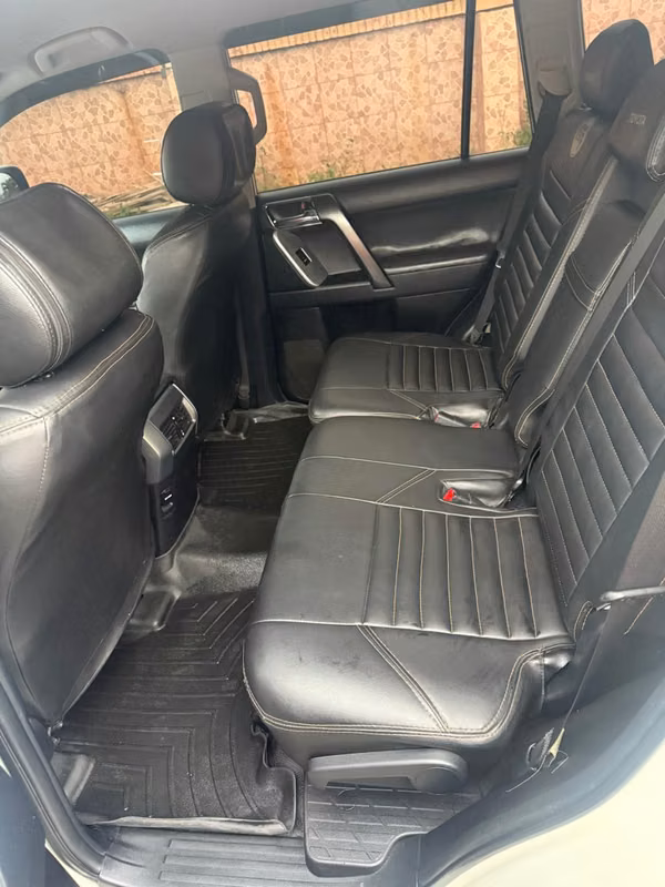 2015 Toyota Prado