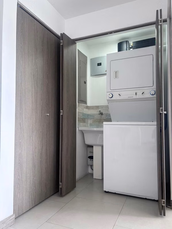 Apartamento en Escazú | 2 Habitaciones | 3 Balcones | Amenidades