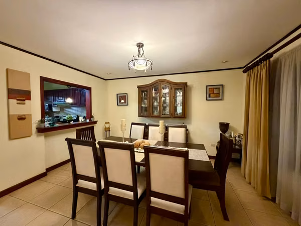 VENTA DE CASA INDEPENDIENTE - EN RESIDENCIAL - CURRIDABAT