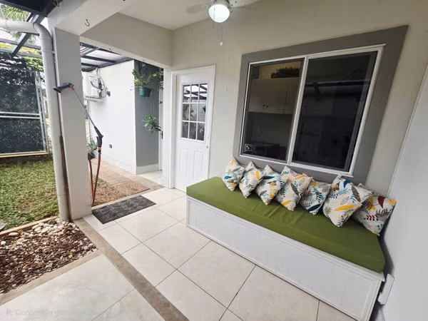 VENTA DE CASA EN CONDOMINIO TERRAZAS DEL NORTE, SAN RAFAEL, ALAJUELA