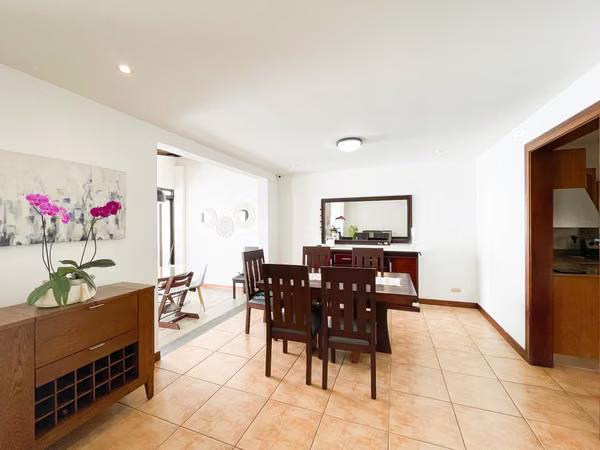 House for rent in condominium in Lindora Santa Ana