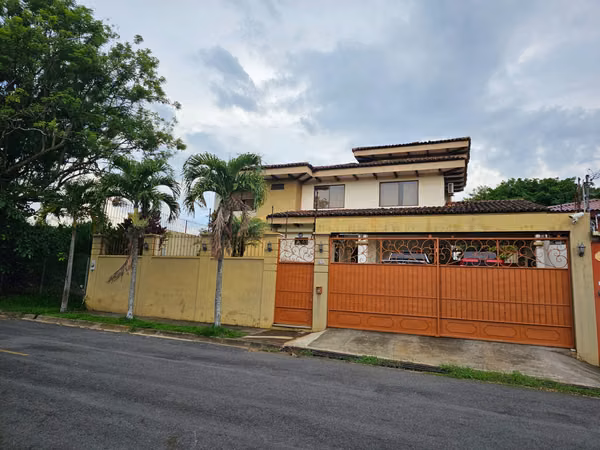 Venta de casa en Bosques de Doña Rosa, Belén, Heredia