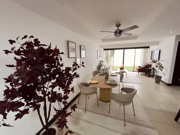 Spectacular House for Rent – Santa Ana Fully Furnished