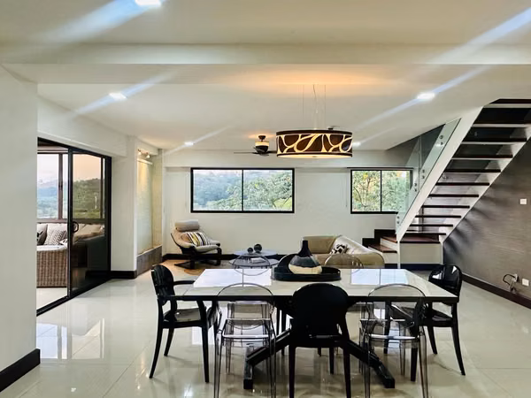 Penthouse en venta en Santa Ana vianova condo