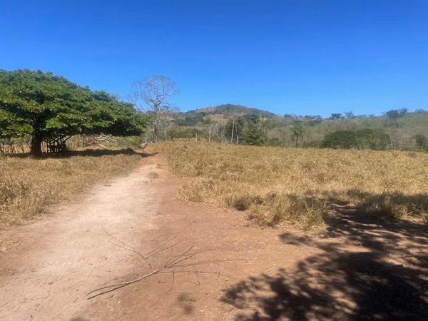 Hermosa finca de 17 ha ubicada en la zona de Los Angeles de Guacimal de Puntarenas