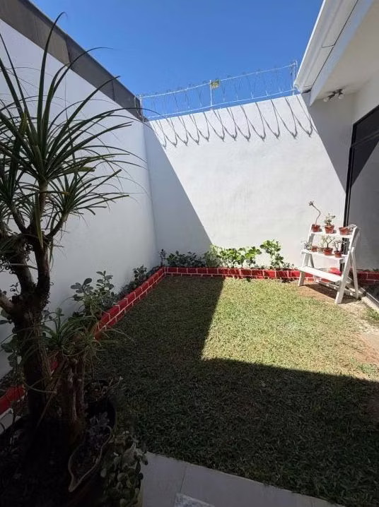 Se vende casa de un piso en Lomas de Montes de Oca