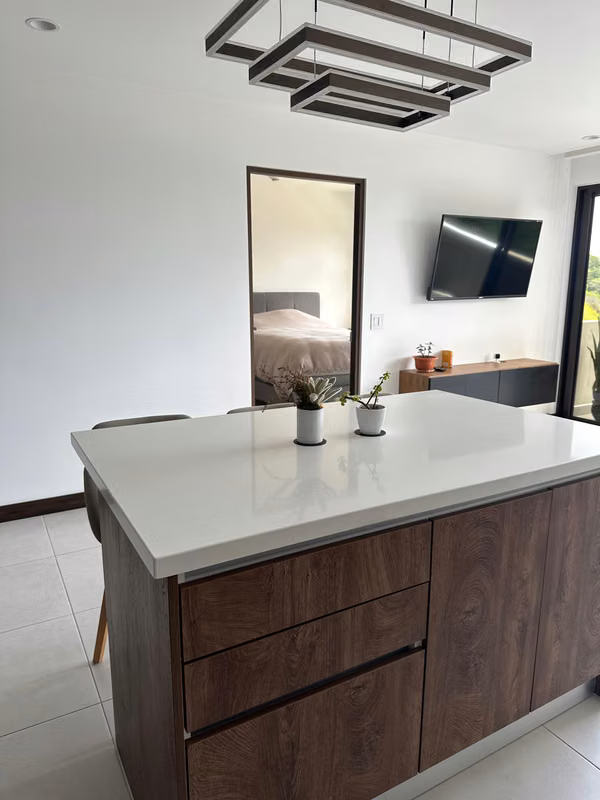 Apartamento en venta Guachipelin.. Full amoblado