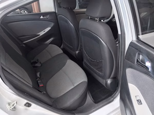 HYUNDAI ACCENT BLUE