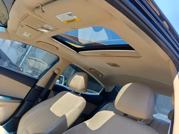 Hyundai elantra  limited