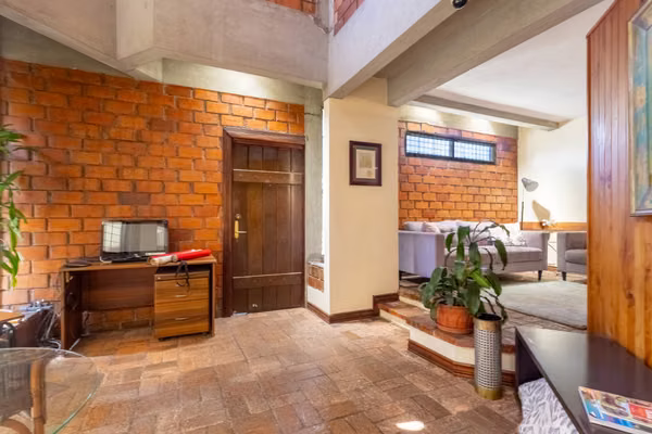 Propiedad con 3 apartamentos en venta – San Pedro, Montes de Oca