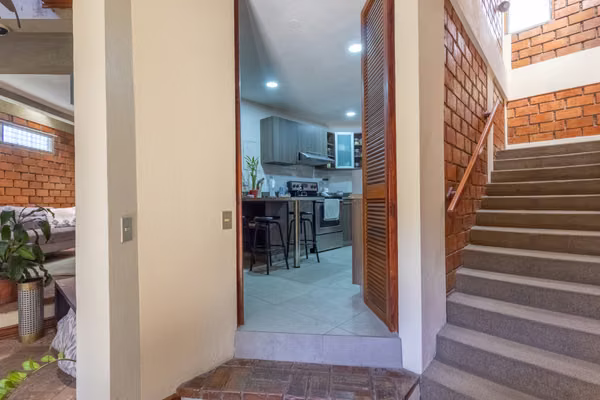 Propiedad con 3 apartamentos en venta – San Pedro, Montes de Oca