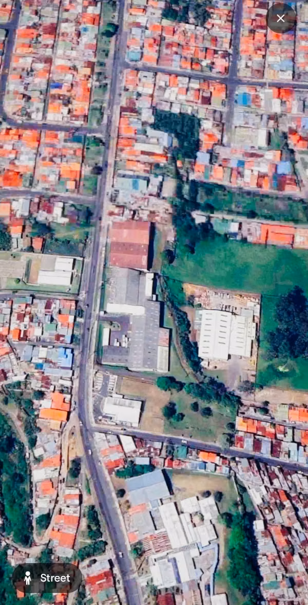 Lote en Ipis de Goicoechea frente a calle pública, junto al Pali