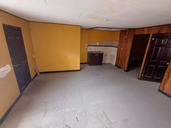 SE VENDE GRAN LOTE CON 2 APARTAMENTOS ¡¡REMATE!!
