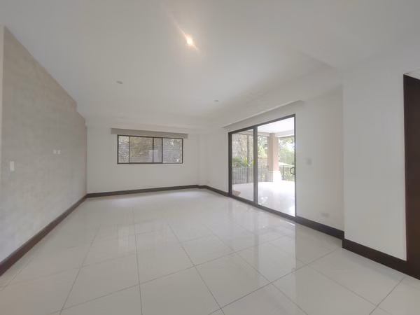 Apartamento en alquiler en Santa Ana en Vianona moderno con linea blanca