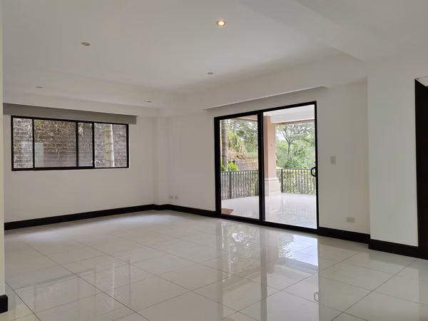 Apartamento en alquiler en Santa Ana en Vianona moderno con linea blanca