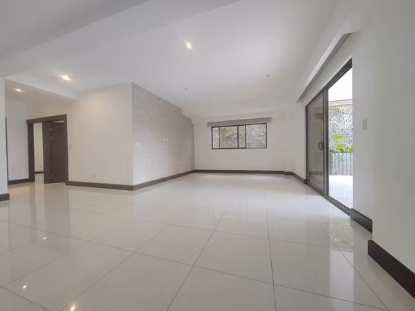 Apartamento en alquiler en Santa Ana en Vianona moderno con linea blanca