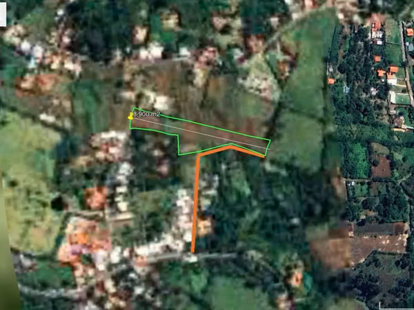 Lote plano con doble frente en San Antonio de Escazú