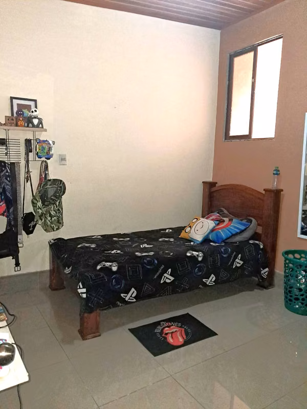 Venta de casa en Desamparados con apartamento