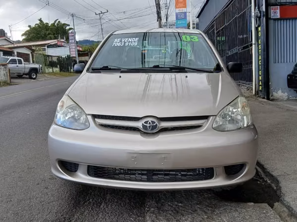Toyota echo