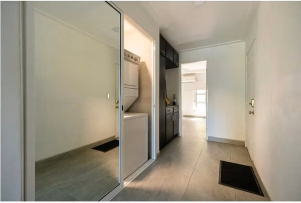 Vendo MODERNO APARTAMENTO dentro del Club de Playa Punta Leona