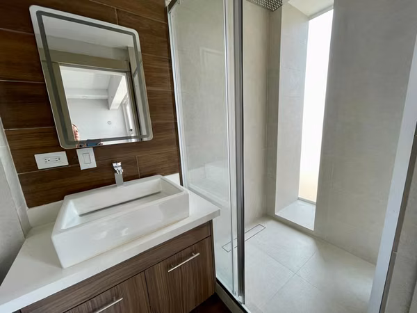 STUDIO EN CARIARI, HEREDIA