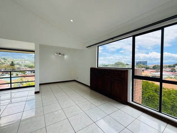 Venta de Penthouse en Escazú