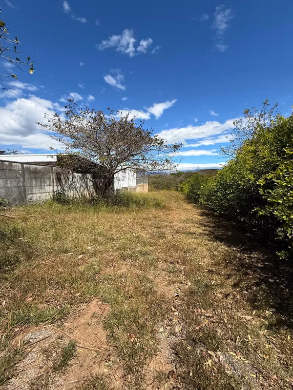 ¡Hermosa Propiedad en Venta en Juanilama de Esparza, Calle Molejones!