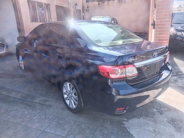 TOYOTA COROLLA LE