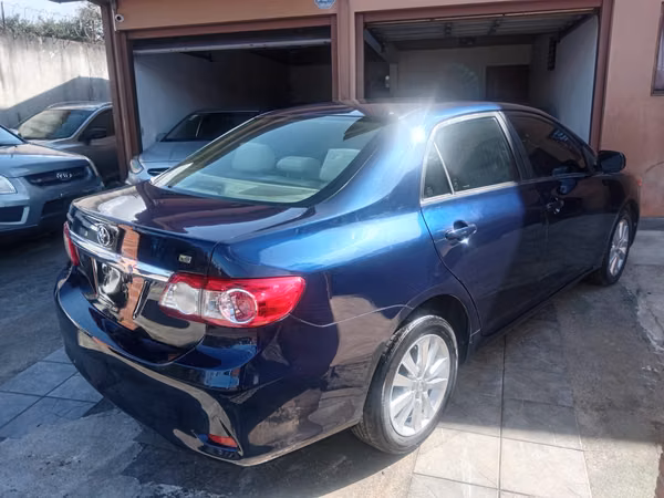 TOYOTA COROLLA LE