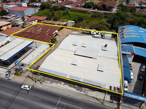 San Francisco de Dos Ríos main street to Desamparados to build 4.256m2
