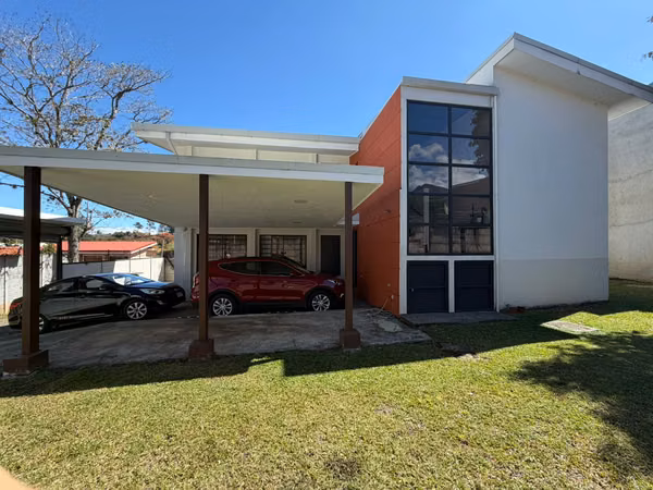 2 Apartamento en  San Antonio Escazú Viva en uno y alquile el otro FV